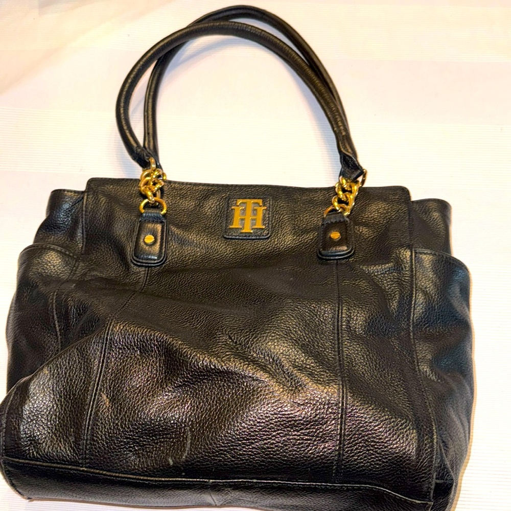 Tommy hilfinger handbags tote . Black 🐈‍⬛